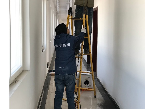 陜西鑫安安防公司安裝監(jiān)控攝像頭